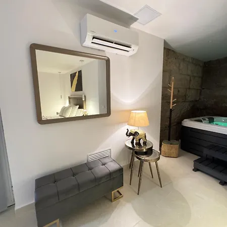 Ac Encanto La Cisnera