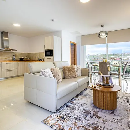 Ac Encanto Apartman *