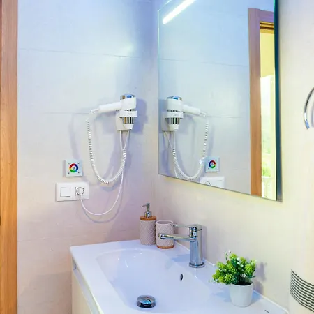 Ac Encanto * La Cisnera